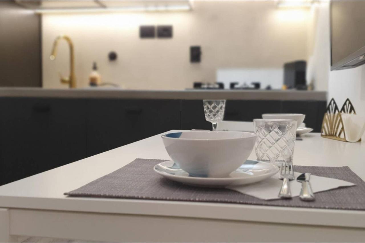 Joivy Heart Of The City 1 Bed Apt Near Castle Belvedere 제노바 외부 사진